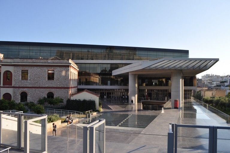 privilegelc's tweet photo. The 5 most impressive buildings In Athens https://t.co/ST2viJZQDD

Explore the most beautiful landmarks with Privilege Luxury Club.

#privilegeluxuryclub #Athens #landmarks #lifestyle #luxury #luxuryhotel #luxurylife #luxurylifestyle #luxuryliving #LuxuryTravel #travelingram https://t.co/sylcCNpTvI