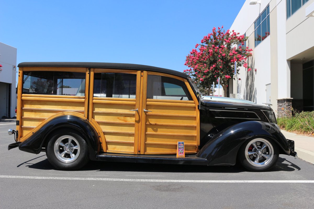 Go_Prolong's tweet photo. Take advantage of our Back To School Special. For the rest of August 2019. Fast, slow, new, or vintage any vehicle with an engine will love you for it. https://t.co/GRH7s7KMYP https://t.co/NfIjaUtCMc