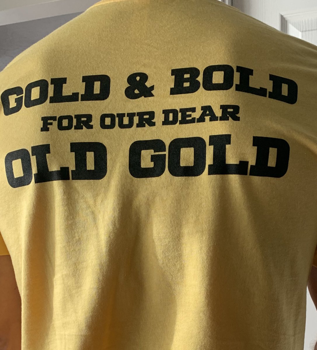 20ozPINTS's tweet photo. Back of new Iowa football shirt. https://t.co/r1p6KdoRrv