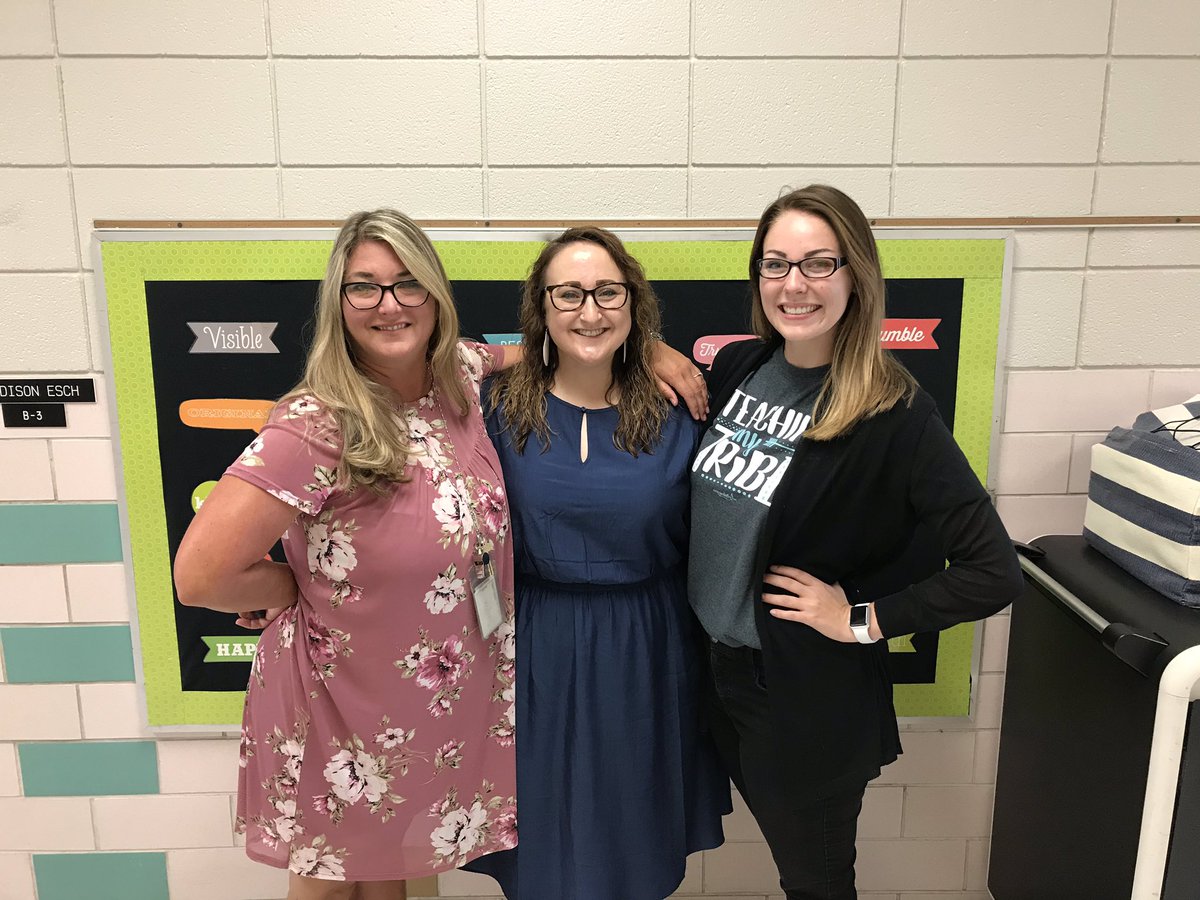 Happy 1st day of 4th grade! #isdstrong #OneChildOneChampion <a href="/MrsLCramer/">Lindy Cramer</a> @HaleyNLawson <a href="/MrsShaw5th/">JulieShaw</a>