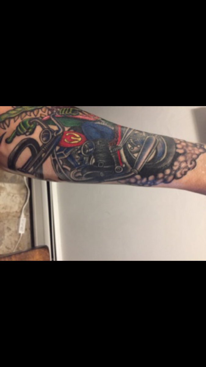 FogelmanShawn's tweet photo. My new tattoo, the start of the sleeve๐ค All color in my left arm. Then black and gray on the right. Done by #JoshMorgan at Uptown Tattoo in Oxford Ohio #RatFink #ratfinkart #ratfinktattoo #ratfink #ratfinkstyle https://t.co/05ciTYTb5X