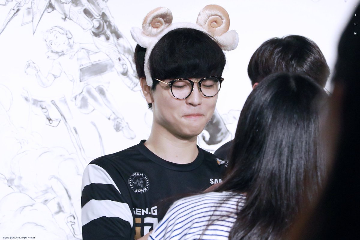 LIUM_PHOTO's tweet photo. 190803 JAG vs Gen.G Roach 로치 김강희
미묘하게 자괴감드는 듯한 표정의 얼굴ㅋㅋㅋㅋㅋ
#GenG #젠지 #Roach #로치 #김강희 https://t.co/6FfEIQBa61