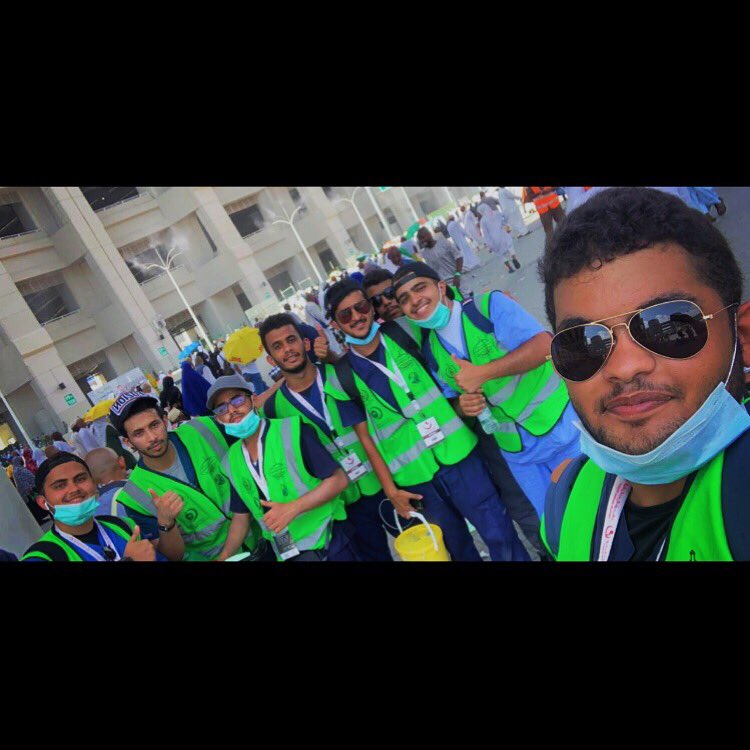 drdaher21's tweet photo. أنتهت أعمق تجربة عايشتها في حياتي التجربة الوحيدة المكتملة بكل تفاصيلها نحمد الله ان حباني وفضلني وسخرني لها عشنا ايام عصيبة تعرفت فيها على العديد من الأخوة كل منهم استحق مكانة الآن في حياتي لا أعدمني الله وإياهم الأجر والمثوبة.... ❤️🌿#البرنامج_الصحي_التطوعي_بالحج https://t.co/xEcas8g7mL