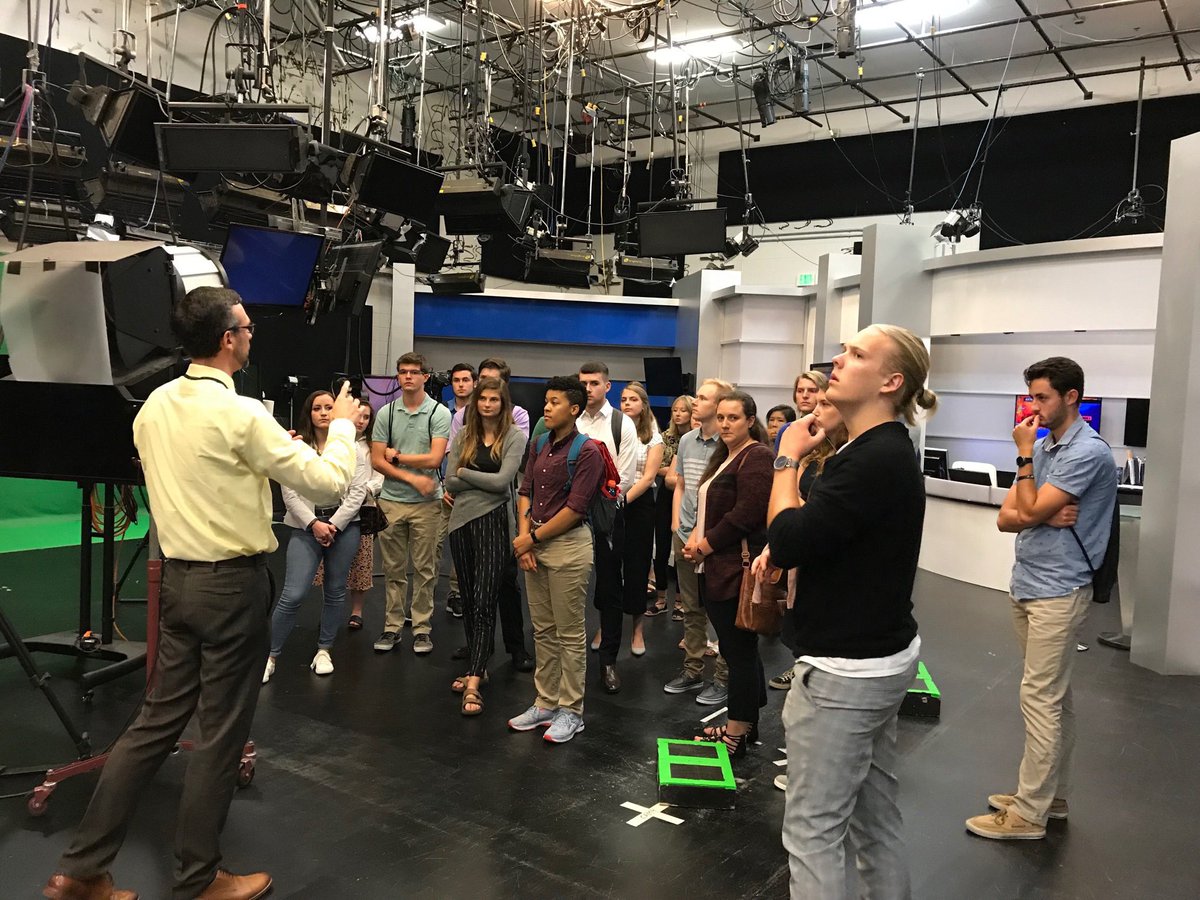 shannakelly_19's tweet photo. Definitely the highlight of my week so far getting to visit @WDBJ7 and @roanoketimes. It’s always exciting to see newsrooms/studios first hand and receive advice from those who work there. And of course, we had to have a little fun in the studio. https://t.co/BqOo98SEVW