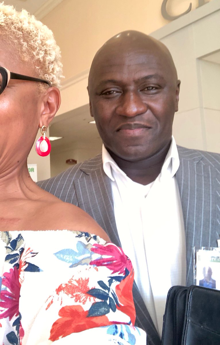 MonroeMonaLisa's tweet photo. My Husband Gary Monroe is running for Mayor of Garden City, GA!! Help Us Make History by going to the polls and voting #Monroe4Mayor #GowithMonroe #VoteMonroe #WeCanDoThis๐ https://t.co/on3cCJbqON