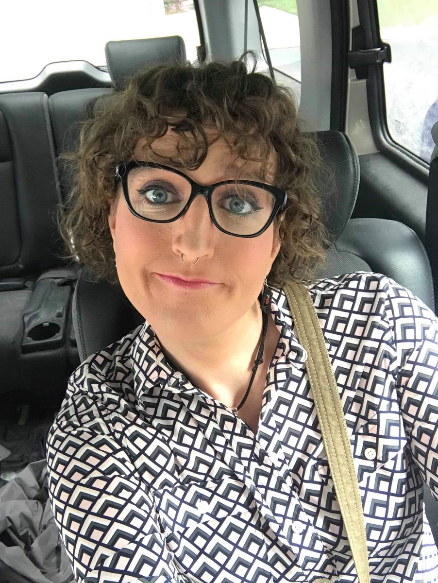 PlaymakerProdCo's tweet photo. MEET OUR CAST!!!
Bea Shanks (she/her) is playing Claudia aka The Boss!
Bea is from Durham, NC, is a "creative weirdo,"
and spends a lot of her time as a community organizer.
She loves to lose herself in video games, comics, and tabletop games.
#SuperInsurance #Websereis https://t.co/izOMLkU1Rs