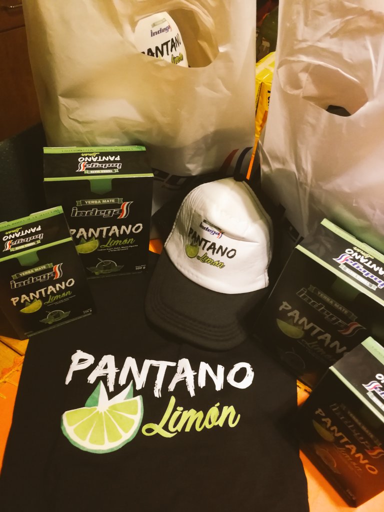 jfergo86's tweet photo. HOLA GENTE X vispera de feriado, hay sorteos. Son 3kits de la nueva yerba #PantanoLimón de #Indega. El kit tiene 1remera + un kepi + yerba indega #PantanoLimón. Denle RT a la foto y @@ a la o las personas con quiénes toman terere, sorteamos el sáb 17, x la tarde. A jugar😁😁👌👌 https://t.co/5gfVVBlzjM