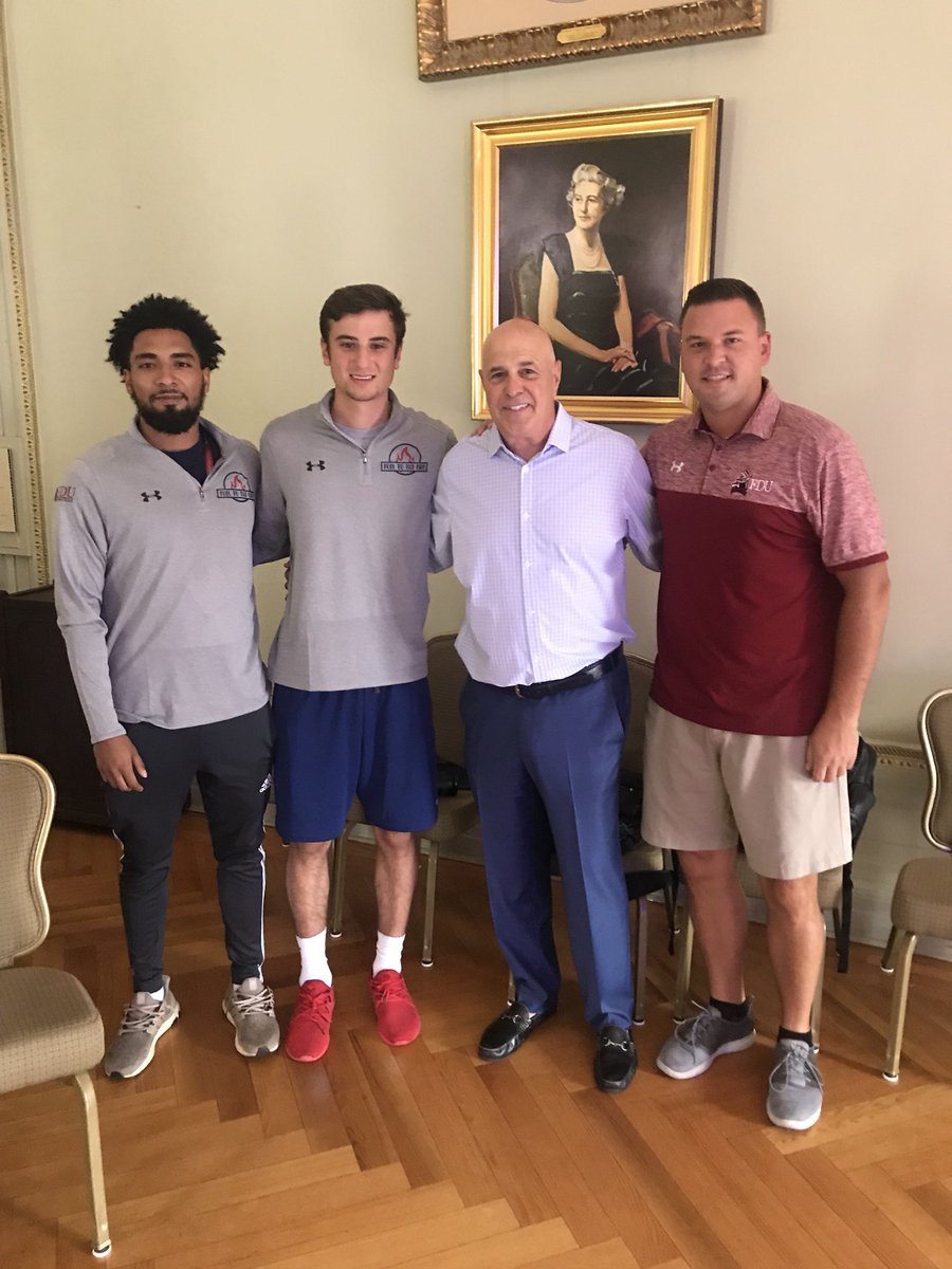 JeffSlanovec's tweet photo. So cool to get to meet and talk with @SethOnHoops this afternoon as his speech wrapped up our #FuelToTheFire Leadership Academy! A treat for not only the basketball crew in the room but for everyone! #HeatsRising 😈🔥 #WhoAreYou? #HowDoYouWin? https://t.co/39WDObMOy5