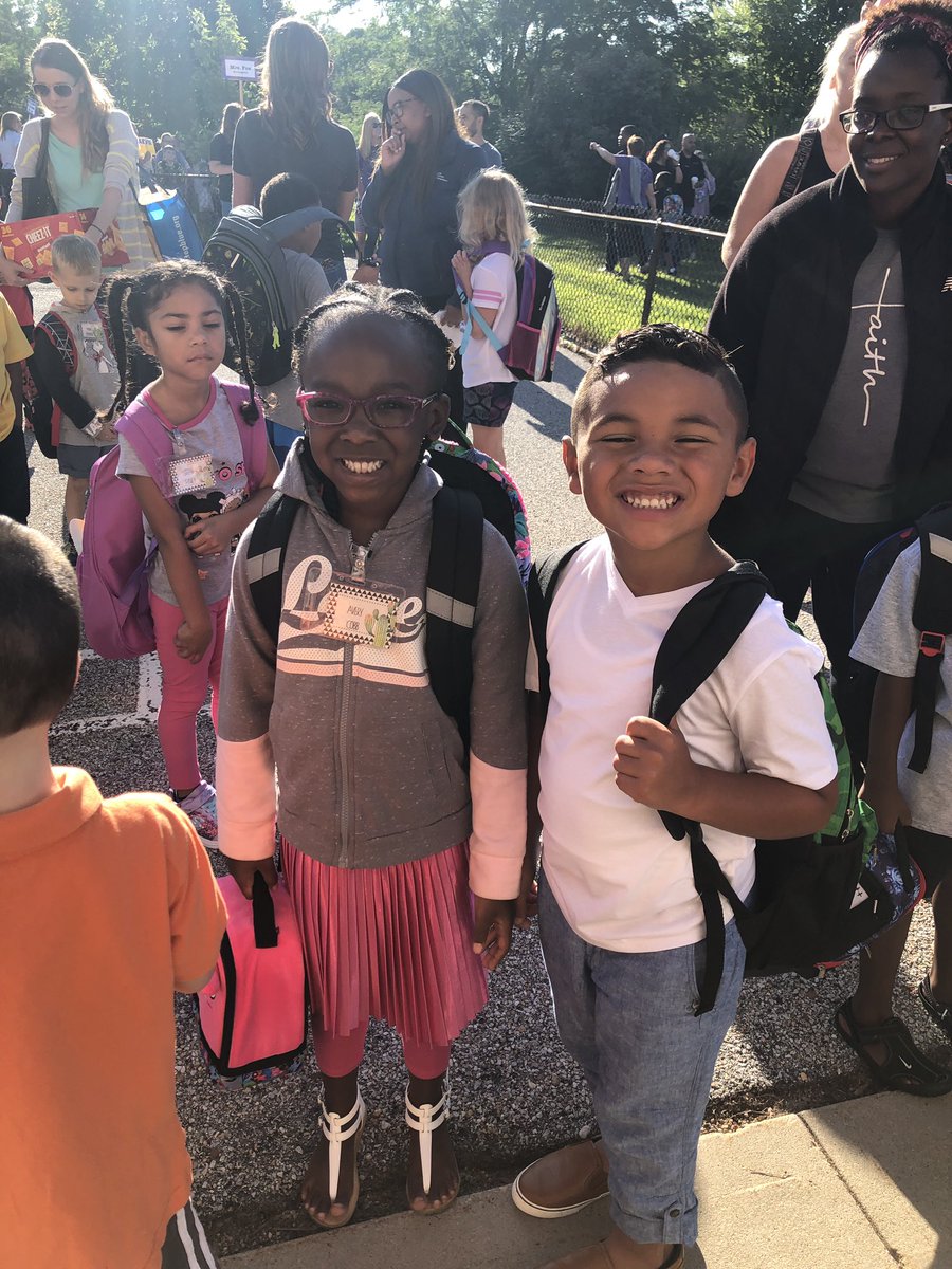 VCarritt's tweet photo. My sweet boy started Kindergarten! 💜 My heart is so full knowing he is in a wonderful school, with a rockstar principal and top notch teachers, in a district full of passionate educators! #OPSProud 😊❤️📚 #OPSback2school @PrairieWindElem https://t.co/9DVIwDQW3n