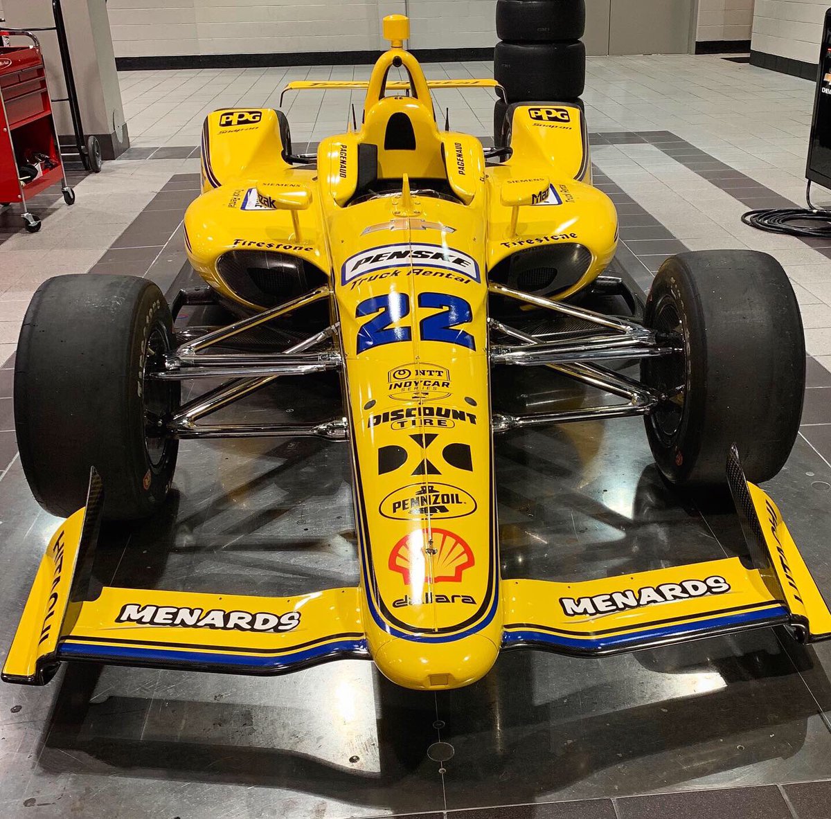simonpagenaud's tweet image. 🥰 #wcw ... if anything she’s improving with age, just like a fine wine 🍷 #IndyCar #racing
