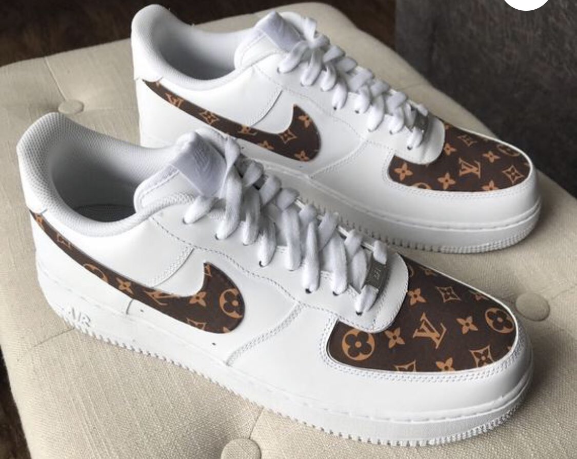 MaterialDope's tweet image. #custom #nike #airforce1 LV
$150
Limited‼️