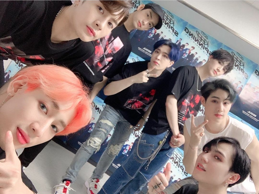 LGaseven's tweet photo. MIRA PINCHE JYP SI LES LLEGA A PASAR ALGO A MIS BEBÉS TODAS LAS AGHASE NOS ENCARGAREMOS DE QUE LAS ACCIONES DE TU EMPRESA BAJEN!!!!

De antemano gracias ❤️ #JYPE_CancelGOT7HKConcerts 
@GOT7Official @jypnation https://t.co/x2rmv71X9A