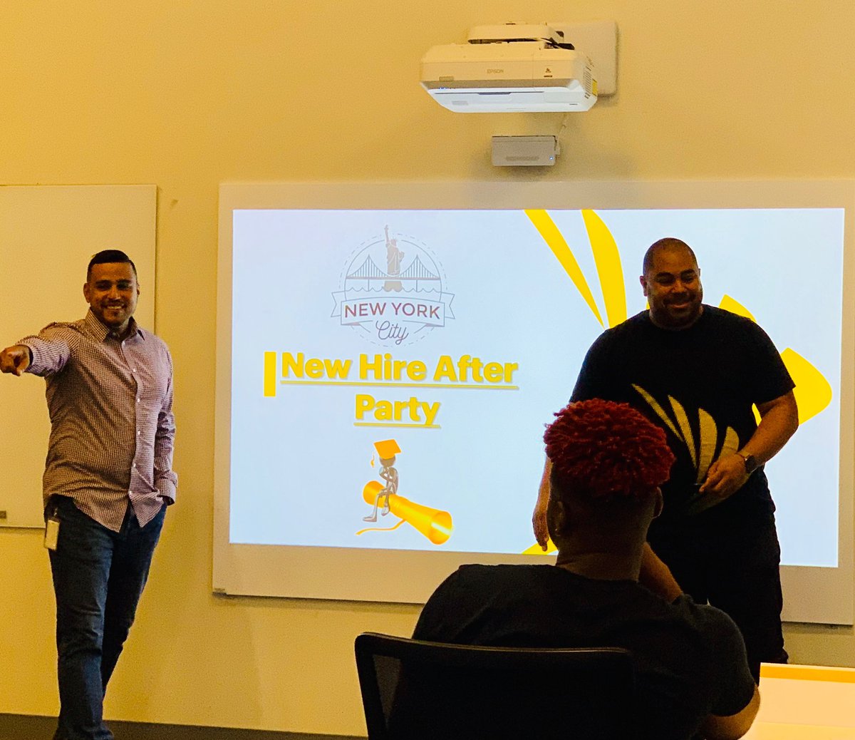 We our getting the NYC New Hire After Party started🎉🎉🎉🎉 with DM Jose M. from <a href="/NycRisingstars/">NYC RisingStars</a> Laying down the right expectations with the newest members our #SprintFam so they can go straight to the 🔝#NYCWarriors #RisingStars 💫 @ReinosoMindy <a href="/Rwahba08/">Rania Wahba</a> <a href="/Chidalgosaez/">Claudio Hidalgo Sáez</a>
