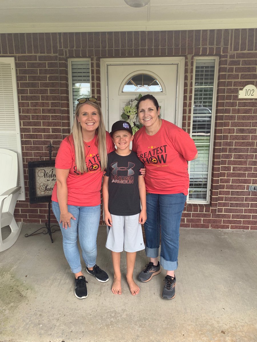 4thRawson's tweet photo. Loving 🥰 our new fourth graders! ⁦@NolaKWilson⁩ https://t.co/0bjDgGRVJf