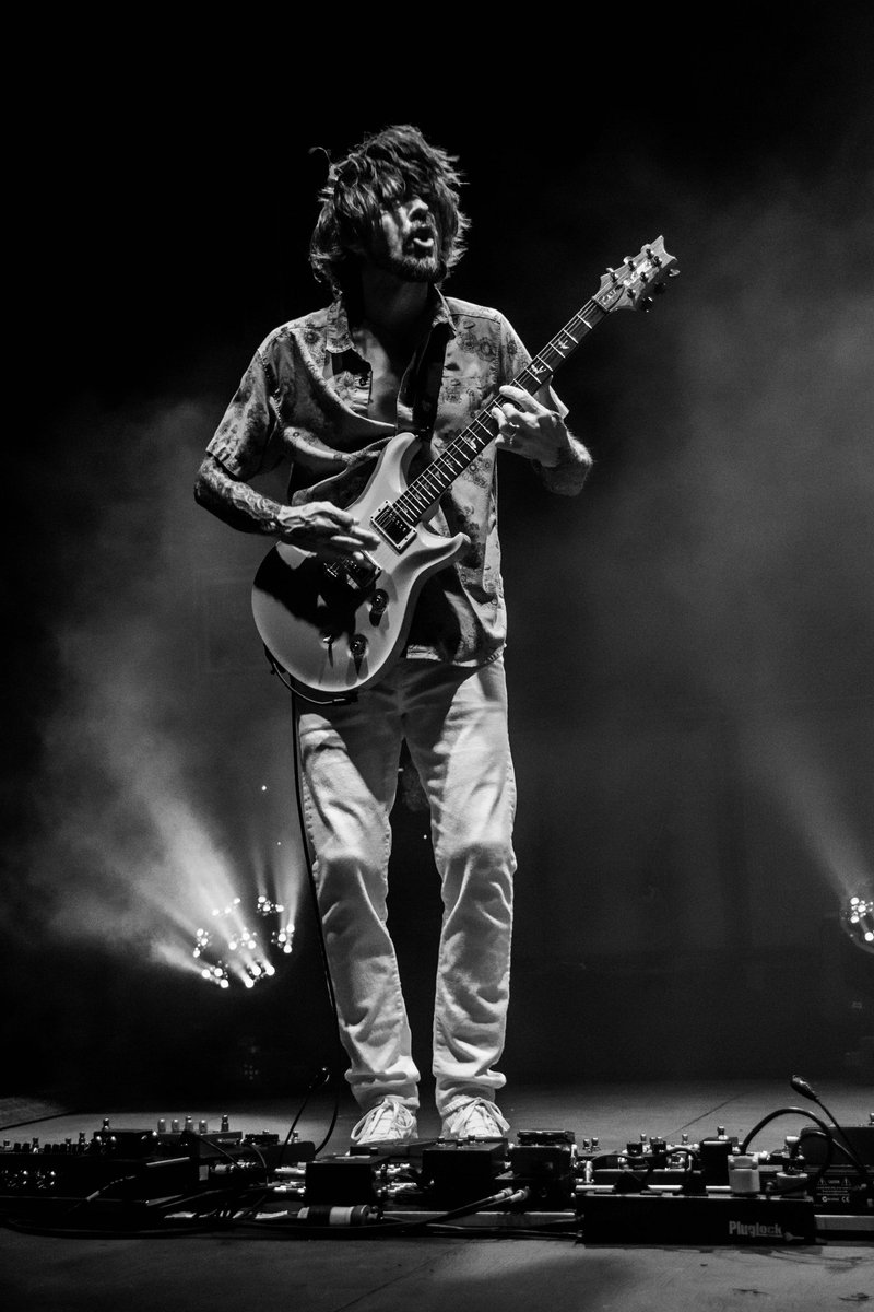 RedBeardHTX's tweet image. Ladies and gentlemen.. Mr. Tim Mahoney on guitar!!  @311 #miT #TimMahoney #Facemelter