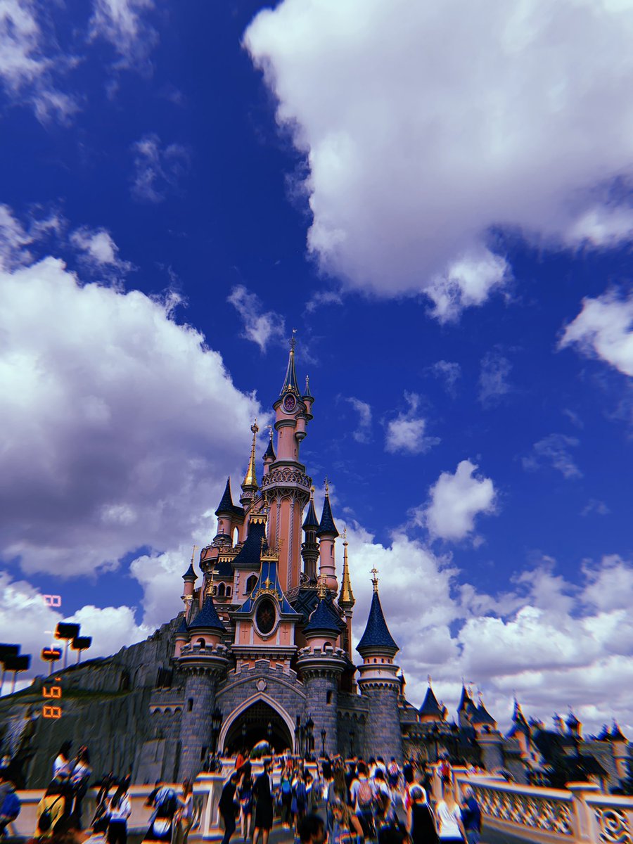 kam_227's tweet photo. #Disneyland 🇫🇷 https://t.co/gmVKNY6ysC