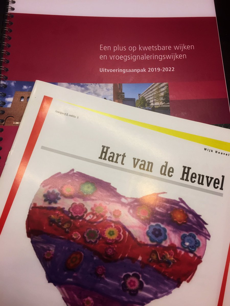 ErwinPvdA's tweet photo. Vakantie is voorbij, altijd leuk om dan in de wijk weer te beginnen ๐@platformheuvel #tussendemensen #luisteren #indewijkgebeurthet #wijkaanpak @PvdABreda @RaadBreda @HeuvelBreda #OCdeVlieren https://t.co/yxCNwOQwmw