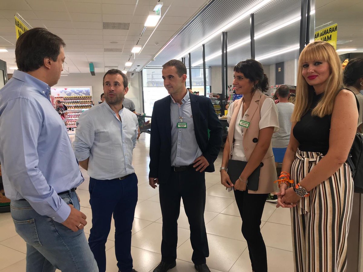 Juliomillanjaen's tweet photo. En 2023 @Mercadona habrá renovado todos sus establecimientos en #Jaén para ofrecer un mejor servicio. Una apuesta empresarial que hemos conocido en las instalaciones de la cadena en el Polígono del Valle. https://t.co/jusaMZyyY2