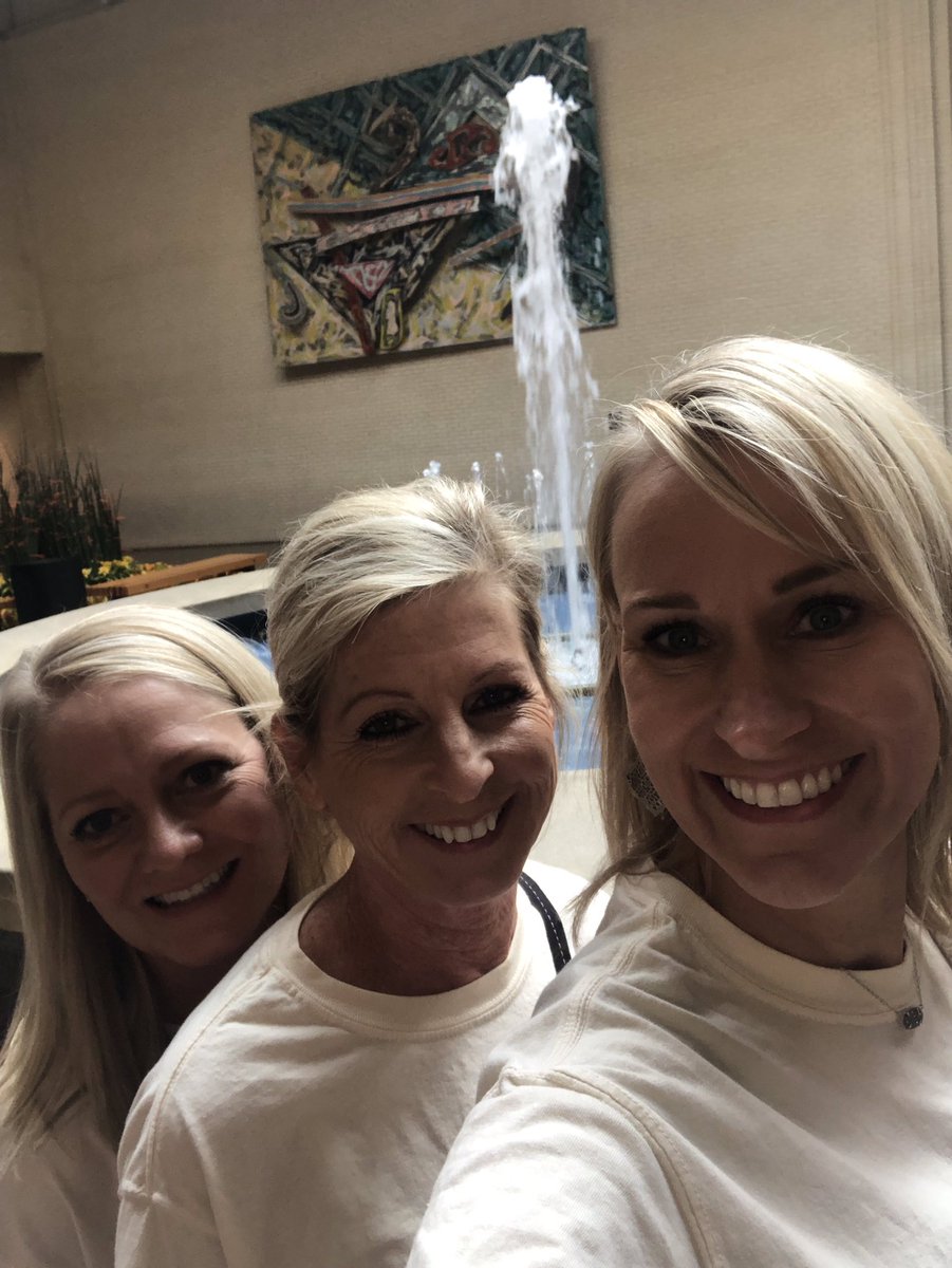 lshipley2ndgr's tweet photo. Great team bonding day! #lyonroadtrip #lyonleads @SHawkins94 @DanaDean_ https://t.co/CpwAVOvVj4