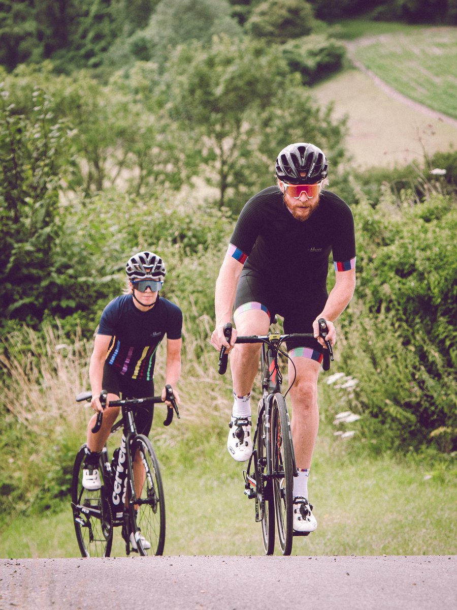 ShuttVeloRapide's tweet photo. Constructed from lightweight performance fabrics, the rear and sides of our Aero jersey are made with Miti Speed Lycra with laser cut arm grippers to save valuable watts for those wanting to go fast.

25% off this week in our summer sale!

https://t.co/XiwWPTQIhQ https://t.co/NIoDlh5C5u