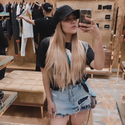 Idicooello's tweet photo. #NuevaFotoDePerfil https://t.co/hU1C8G6gPV