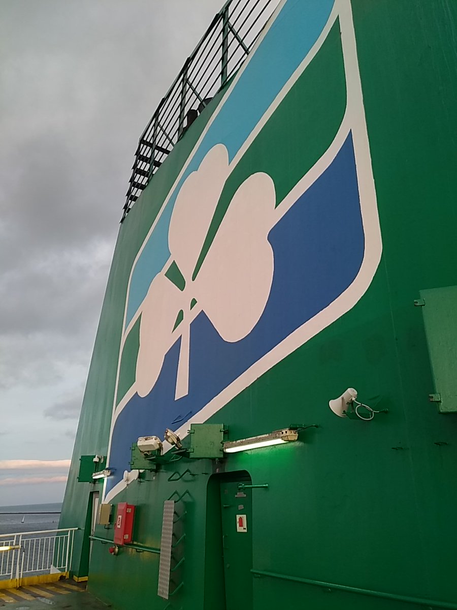 LonePeakbagger's tweet photo. Here we go again... ๐
#fatherandson #familytime #dublinport #backtoengland https://t.co/5hBTxidsrl