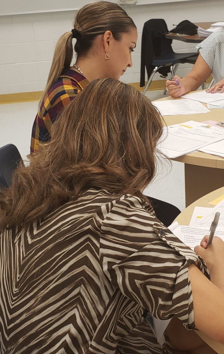 instruct_lead's tweet photo. #DenofChampions practice what they teach! OER calibration @MrsRamirez_HAMS @anunez01_HAMS @jlozano_HAMS @RRiosAntwine_MS @SVarela_HAMS #ImproveEveryday #BeExtraordinary #TeamSISD https://t.co/BqccfnmbVV
