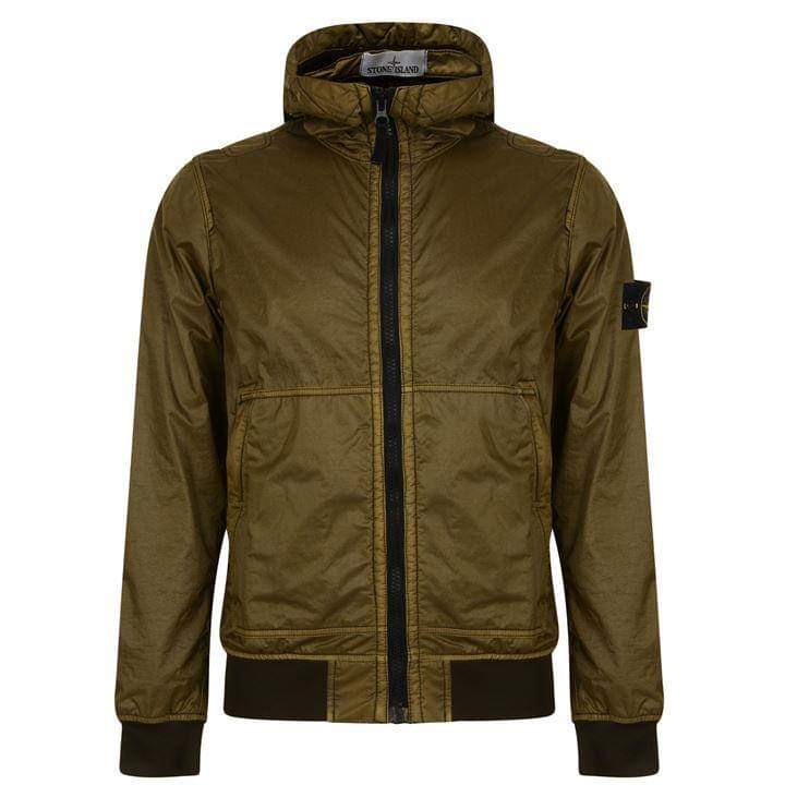 MenswearDisc's tweet photo. Stone Island Lamy Flock Jacket down to £347.00 (RRP £495)  at Van Mildert.

Shop here - https://t.co/O3WrMlYrBw

#stoneisland #vanmildert #jackets
#mensweardiscounts #sale #coats https://t.co/XwT7DTSmz5