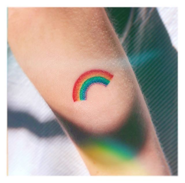 maggietorials's tweet photo. Im a unicorn and your a unicorn too. 
But when your far away my rainbow don’t shine no more 🌈 .
Tat by @barbara.vil https://t.co/Kr8d8Hl71Y