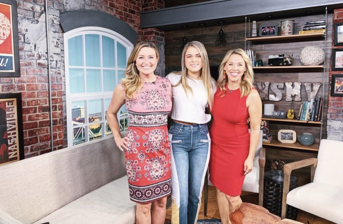alanaspringstn's tweet photo. Had such an amazing time performing on @TODAYINNASH @WSMV todayyy!! 💕✌🏼thank you guys so much for having me :)) #liveperformance #over #newschannel4 https://t.co/6ZRkeOZ0gs