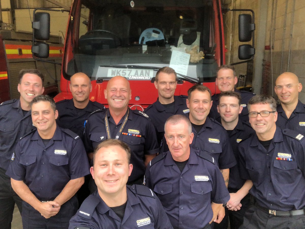 LauncestonCFRS's tweet photo. This Evening, We had our Final Visit from Cornwall's Chief Fire Officer, Paul Walker who is retiring at the end of August. After an update on the Service He thanked us all for our Continued Work in Lanson, We wished him well in his Next Adventure. Good Luck Sir #StandardSelfie https://t.co/166id4YT6C