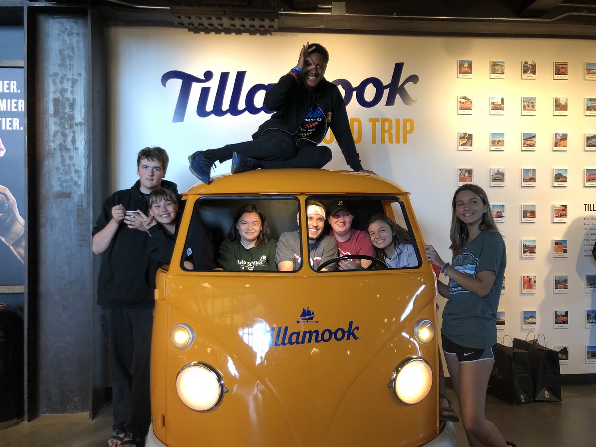 ExpeditionTeen's tweet photo. Living our best life on the road... 📸 https://t.co/lDo7ySMTyT