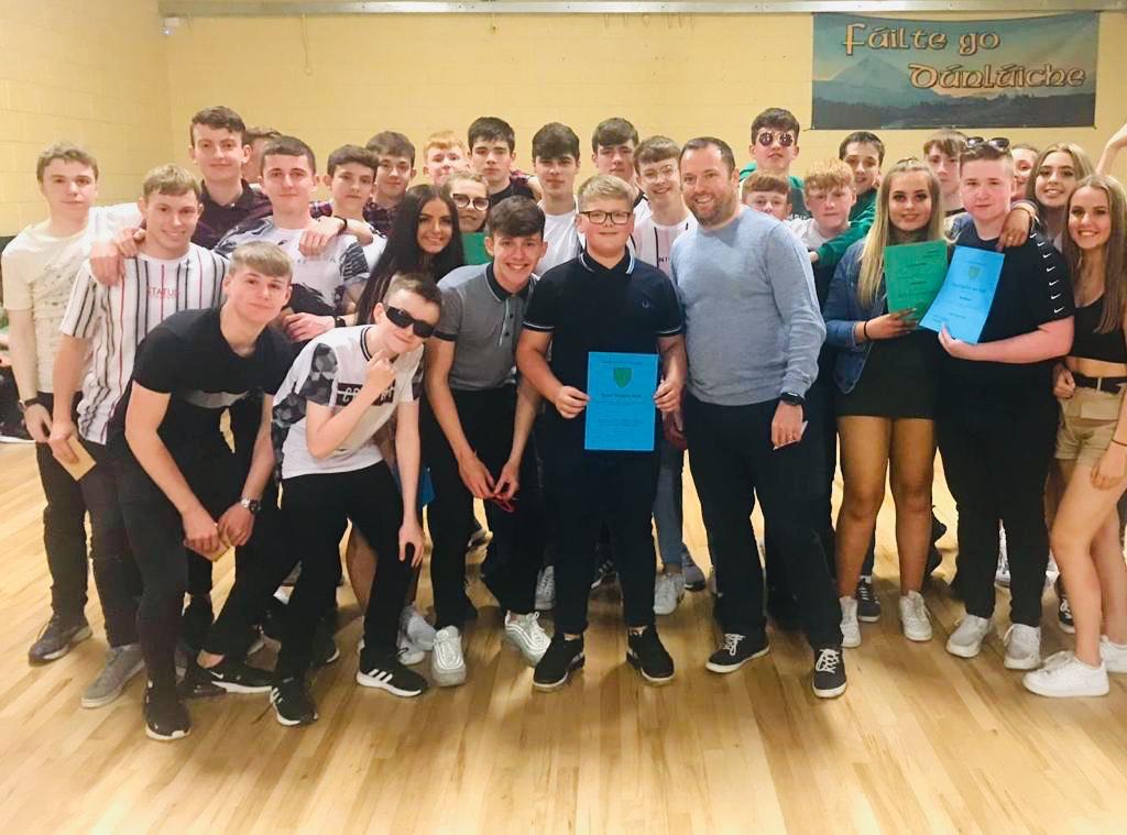 CBS1962's tweet photo. Nathan Doran-Raffo, Odhran Bannon, Ethan Browne and Eoghan O’Brien represented CBS at the Gaeltacht. The boys did the school proud once again with Odhran Bannon receiving a ‘Gaeilgeoir an Lae’ award and Ethan Browne receiving the ‘Scoth Scolaire’ Award. Maith sibh uile 👏👏👏 https://t.co/w0yMghIbJz