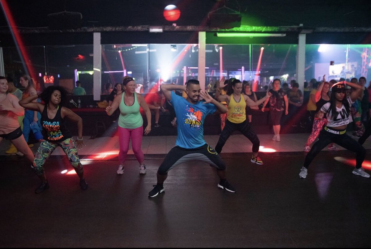Danilofnsilva's tweet photo. I am proud to say that I am a full time #ZUMBAINSTRUCTOR ❤️💃🕺 It is hard a times but I truly love what I do. The most important thing about #Zumba is the #connections we make with our fellow #ZinMembers and the #ZumbaCommunity as a whole. #Danilofnsilva #ZumbaMasterClass https://t.co/Nf2aKZXUcq