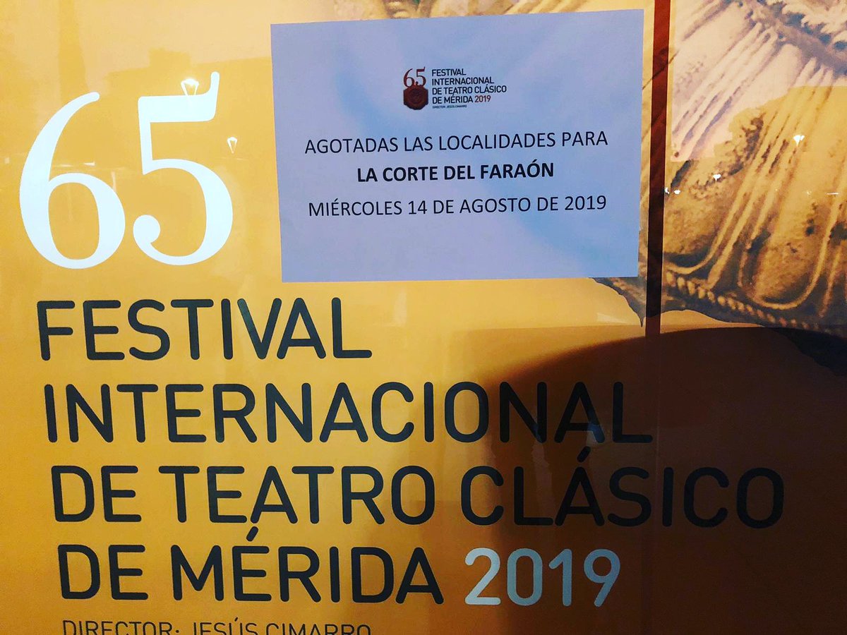 Festival_Merida's tweet photo. 🆒🎉🏃
Primera función y primer lleno de #lacortedelfaraon en #merida65
😍😍😍
A reír sin parar hasta el domingo!!
#gracias
@itziarcastro
@CeliaFreijeiro
@PacoArrojoLaVoz
@inesleon
@madopereta
@javienguix
@NoeliaMarlo
@JCimarro
@pblanco66
@JuanaEscabias
@FerranGonzalez1 https://t.co/nkKC9kOOob