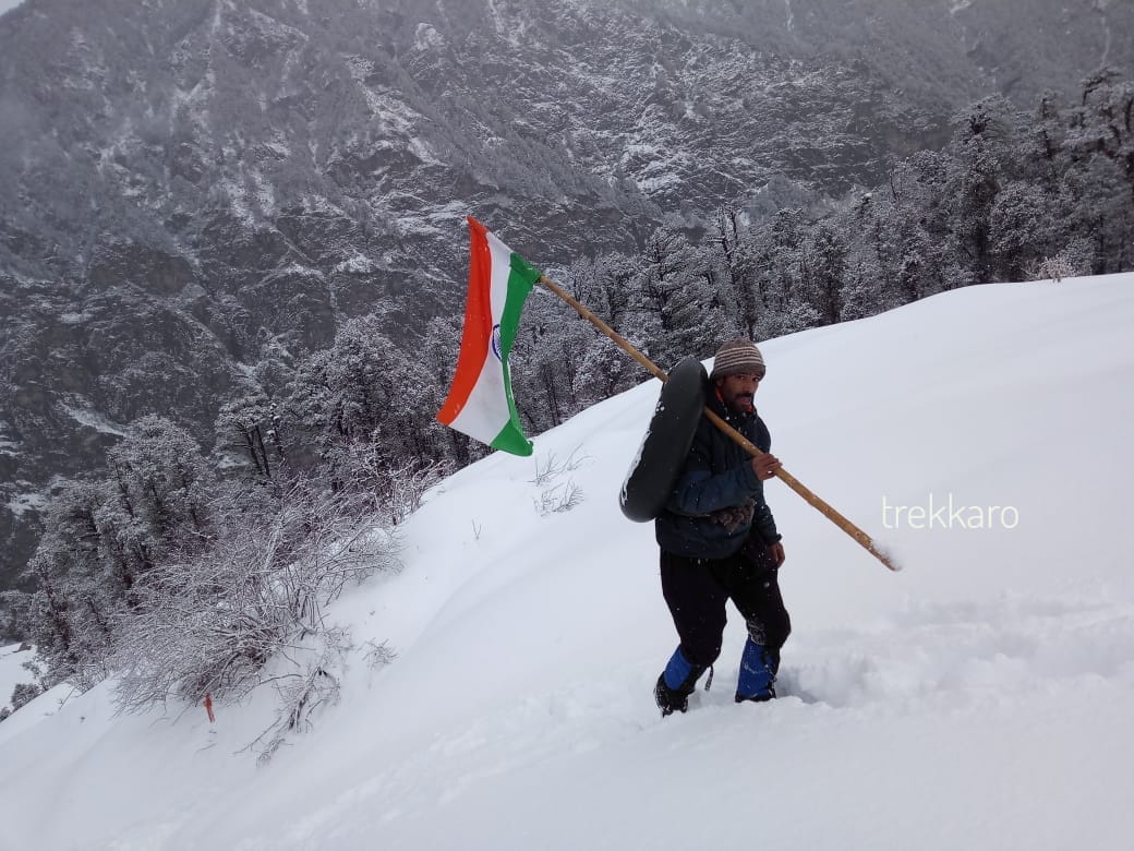 trekkaro's tweet photo. Let's take a moment to remember the sacrifices made by our brave freedom fighters- India would not have been the same without them. On this #IndependenceDay2019, let's promise to free our minds from jealousy, anger, hatred &amp; corruption. JAI HIND!
#IndependenceDay #India #trekkaro https://t.co/btsJ2G4R7S
