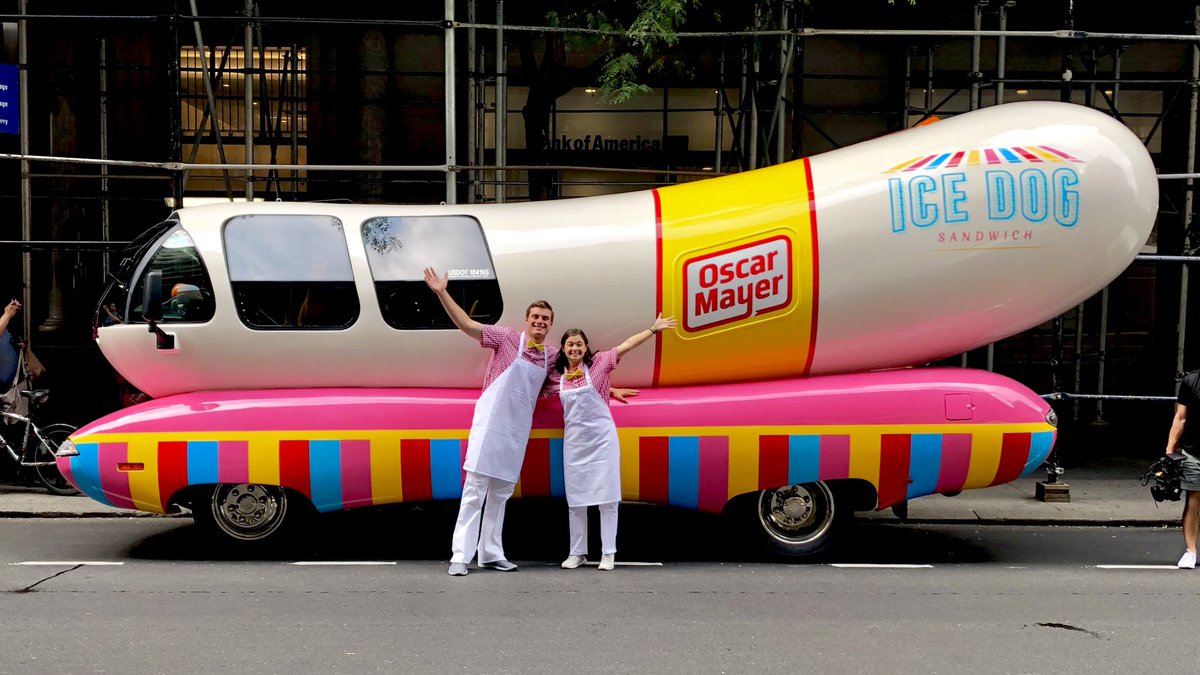 Thanks for having us NYC! If you missed your chance to grab an Ice Dog Sandwich, no worries 🌭🤘🍦Tweet #OscarMayerIceCream + #Giveaway to enter for a chance to win a box of Ice Dog Sandwiches. 🙌🙌🙌 NoPurNec 18+VoidWhereProhib. Rules @  bit.ly/omfoojirules