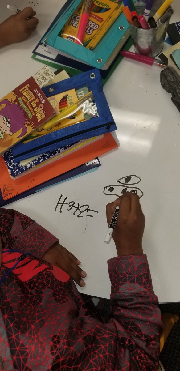 ErinRangel15's tweet photo. Room 17 working on whole/part relationships. They loved breaking numbers apart. We are off to a great start! #WCWildcatPride #GAME #fsdlearns @rwolf1221 @Askmrchong https://t.co/3Jdw7zBhy8