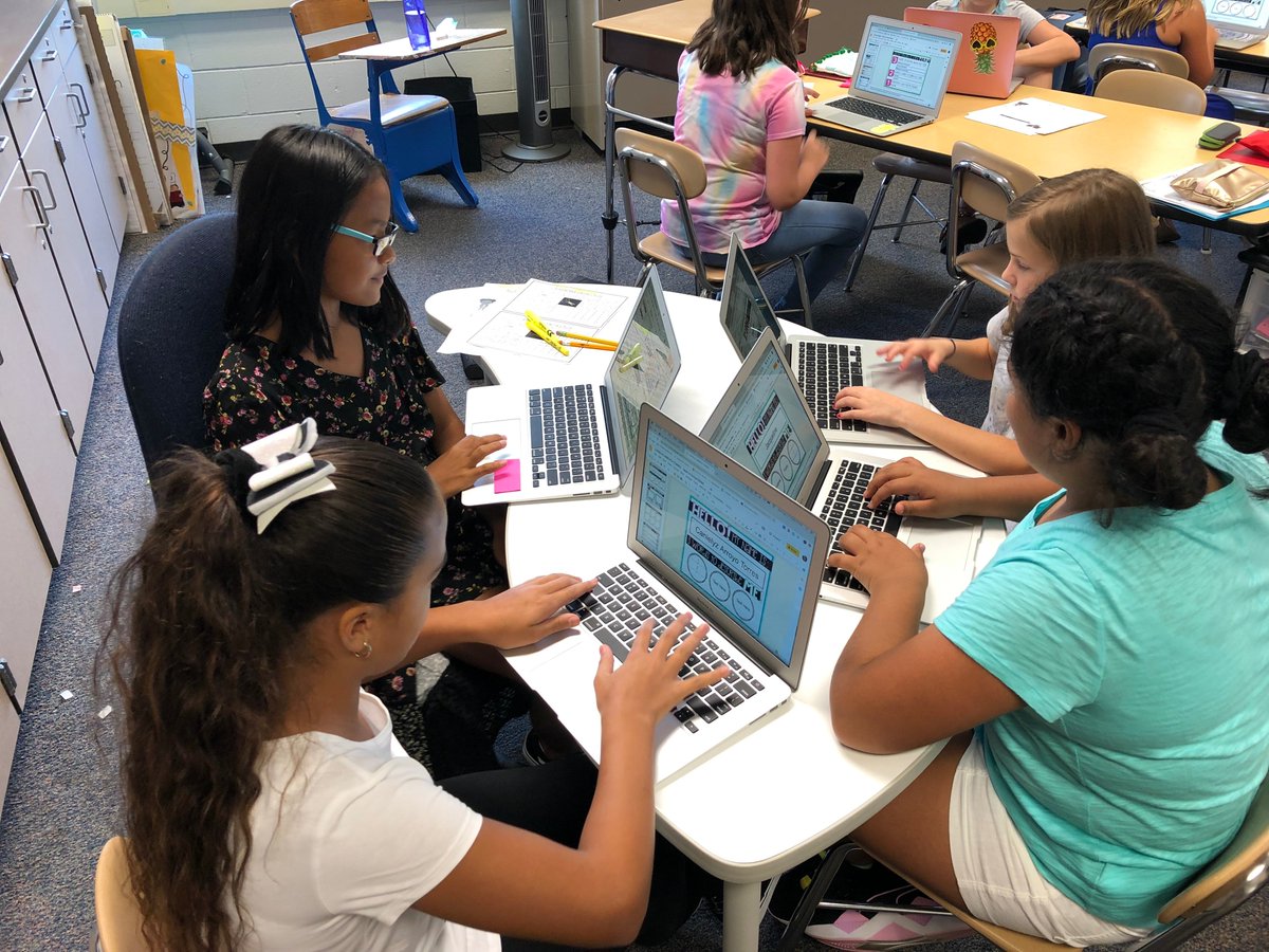 todeleteserwach's tweet photo. We had a fantastic 1st day at Carol Stream School! Thank you to everyone for making it a success! @CCSD93 @CSSchoolPTA @CSelemschool https://t.co/zjVaniciTf