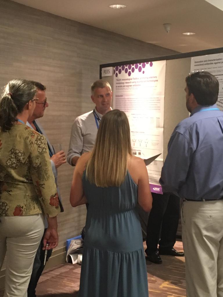 immunogenetix's tweet image. #IVIS2019 : It&apos;s been great talking to everyone who stopped by our UK immunological toolbox poster today. If you missed the poster session, don&apos;t panic we also have a talk tomorrow!
#immunologicaltoolbox #veterinaryimmunology #antibodies #postersession