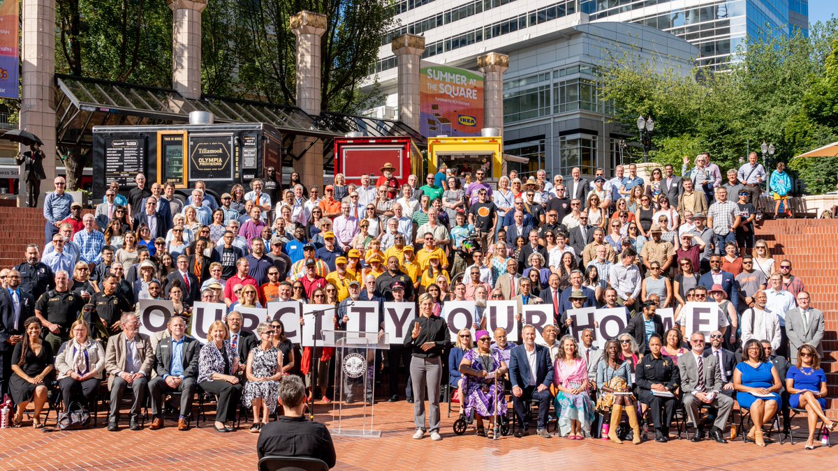 tedwheeler's tweet image. We’ve come together as ONE to denounce violence and hate WITHIN our city and coming INTO our city. Enough is enough. #OurCityOurHomePDX #WeArePortland