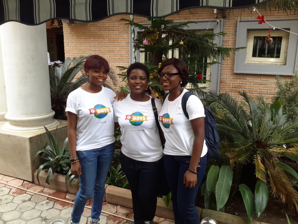 Kolokodess's tweet photo. Quick throwback:
1: Shows me at my first tech event with no PC & only a low end phone but undeterred๐
2: 2nd event,very little idea of what was happening but I still showed up
3: First activity as a @gdg lead (huge imposter syndrome)
4: First #ioextendedEvent as a @gdg lead https://t.co/BkR5h0SyqB
