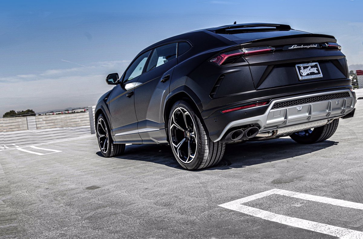 officialwcc's tweet photo. New episode of #wrapoftheweek w/ a brand new  @Lamborghini Urus! 🤘🏼 👇🏼👇🏼
https://t.co/k35xNrjrMt https://t.co/wsSCMKuo0Y
