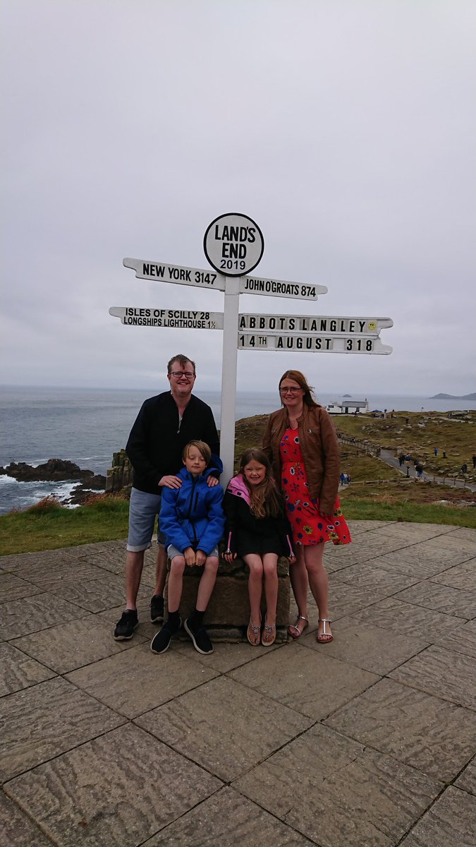 Holiday pic <a href="/AbbotsPrimary/">AbbotsLangleyPrimary</a> #abbotspics #abbotslangley #cornwall #landsend #318milesaway