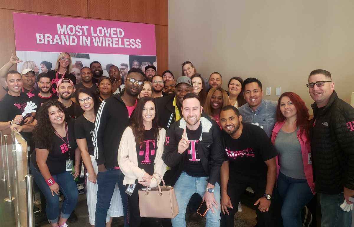 TOPsFrontline's tweet photo. Celebrating our newest TOPs Product Champs! 🎉 Welcome to HQ!  #Squad #BestofFrontline https://t.co/cVOJyNwdmb