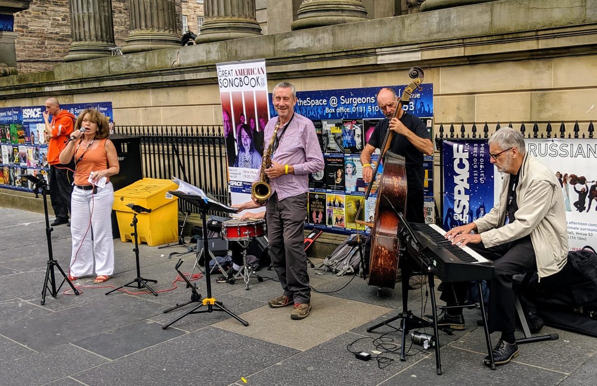 ootb_jazz's tweet photo. Street gig on the Mile yesterday! Great fun 🎷🎼🎤 @edfringe @thespaceuk #edfringe #musiconthemile #edfringemusic #jazzband #ootbjazz #ootb https://t.co/z7CDZZKGuC