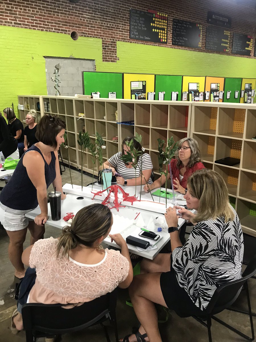 jenbrandt4's tweet photo. Thanks @raft_Colorado for an inspiring day! @mjohnjeffco teachers had an awesome time taking ordinary materials and transforming them into creative products. @JeffcoSchoolsCo #handsonlearning #transformthetask https://t.co/VfRBo7WZ1e