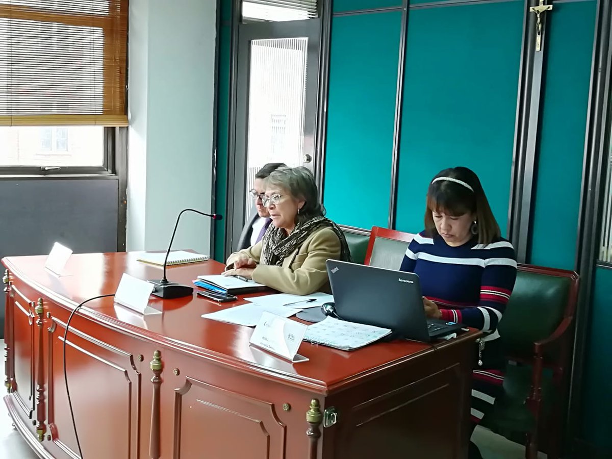 Contralcundinam's tweet photo. #AudienciaVerbal #ProcesoVerbal 001-2018 cuarta sesión, se revisa la sanción de $10 millones impuesta por @invimacolombia a exfuncionaria del #HospitalSanRafaeldeCáqueza por re empaque de medicamentos sin la debida autorización y no seguir el manual de buenas prácticas en el 2013 https://t.co/Wk50VYVTla