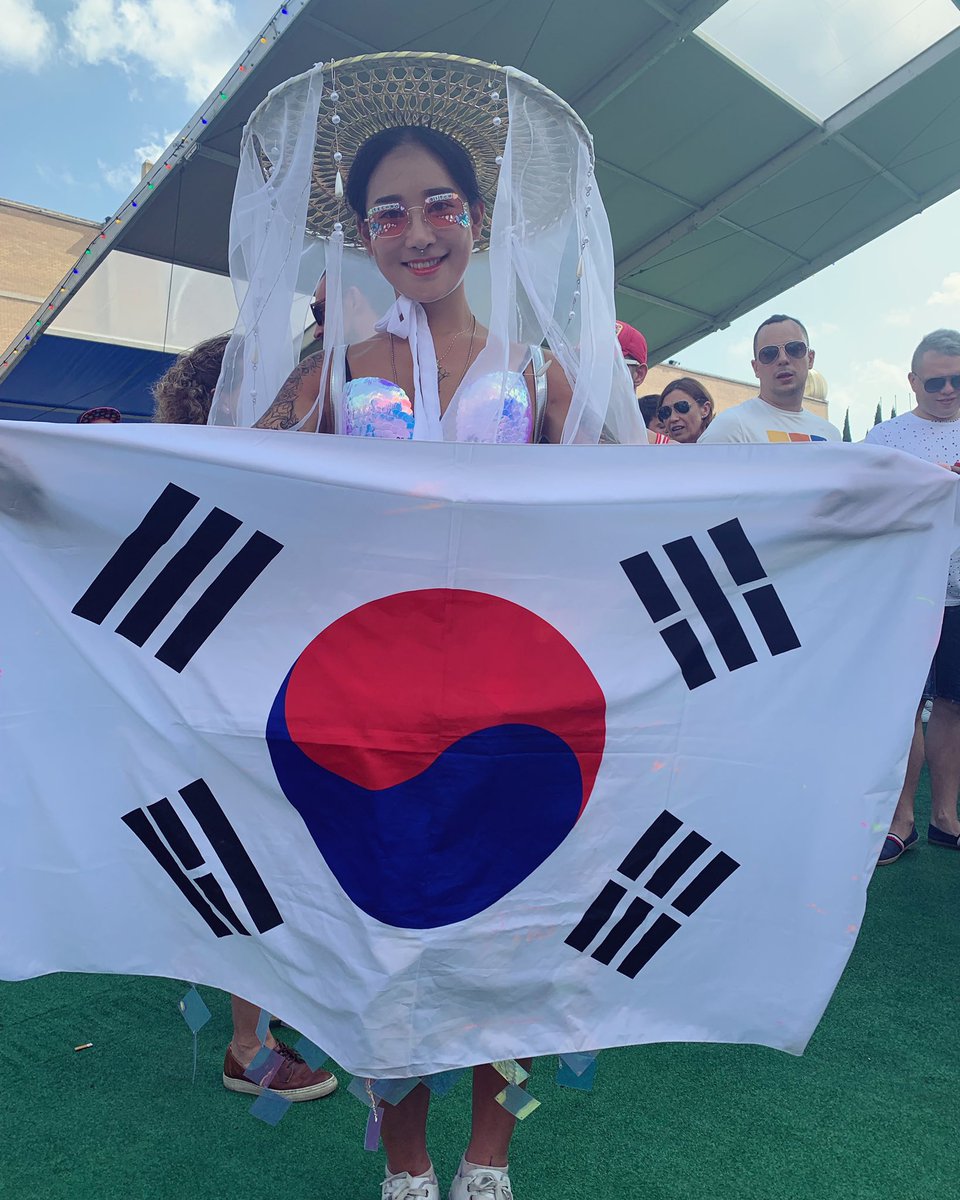 magicallychloe's tweet photo. Happy independent day.
-
#independenceday #dontforget #happyindependenceday
#koreaindependenceday #peace #love #respect #thankful
#barcelona #spain #europe #travel #sonar #festival #festivaloutfit #festivalqueen #koreanraver #loveislove #europe #memorise #happymemories https://t.co/tclHt9sXw1