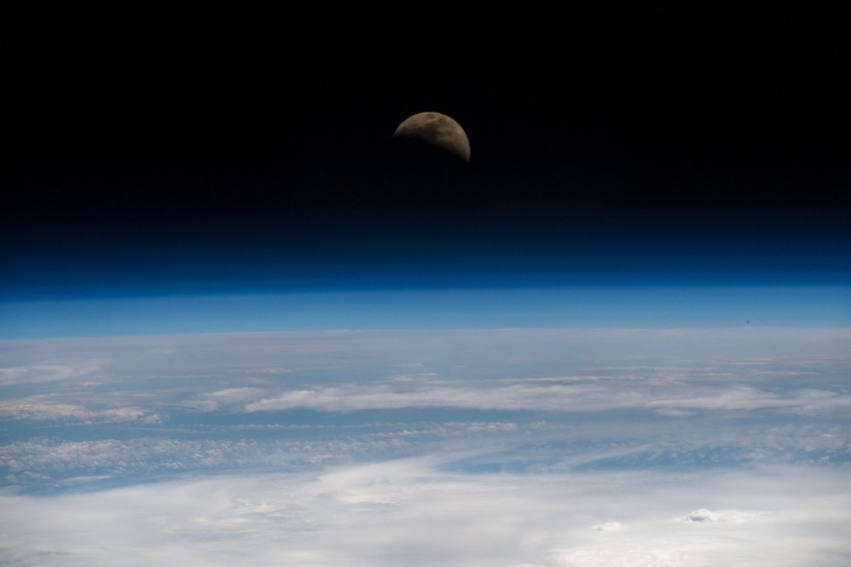 AstroHague's tweet photo. "I see the Moon, and the Moon sees me.” Watching the Moonrise from the Earth, I am reminded of the song sung to babies for generations, and I think of the generations to come that will call the Moon home. #Artemis https://t.co/Ur94roTz82